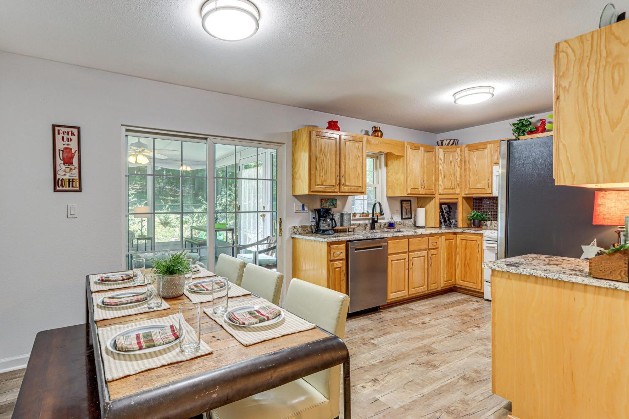 Pet-Friendly Home With Hot Tub In Blue Ridge! 外观 照片